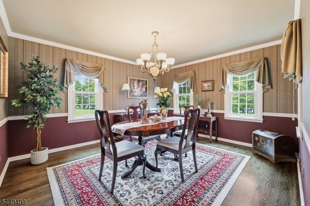 41 Alpine Way, Raritan Boro, NJ 08869
