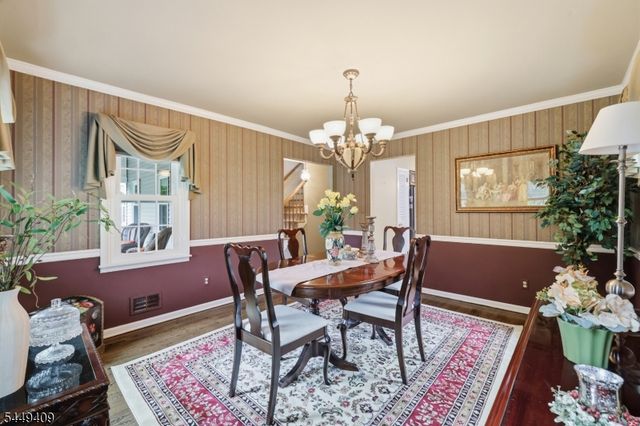 41 Alpine Way, Raritan Boro, NJ 08869