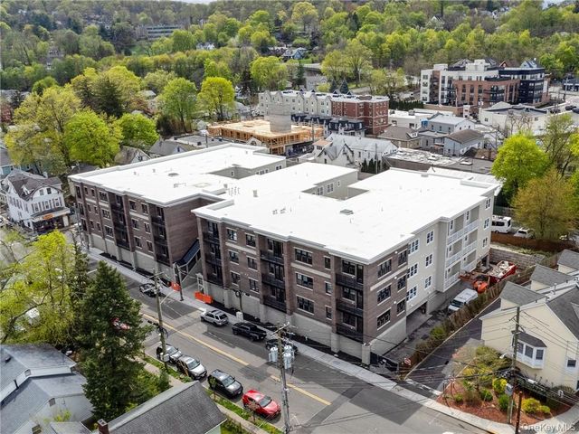 6 N Midland Avenue, Nyack, NY 10960