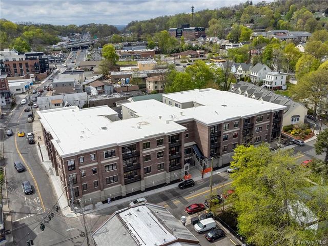 6 N Midland Avenue, Nyack, NY 10960