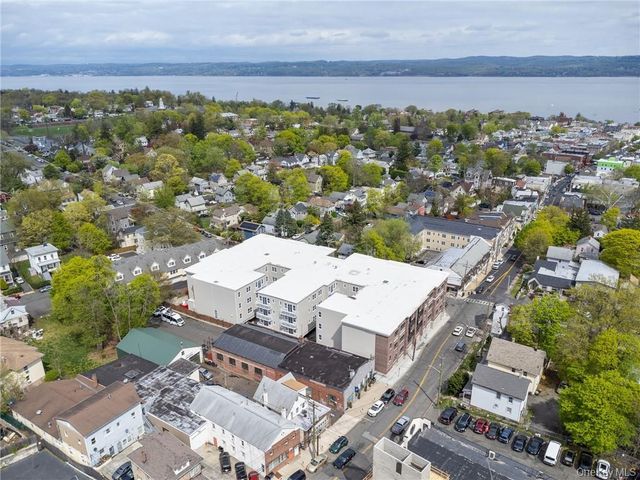 6 N Midland Avenue, Nyack, NY 10960