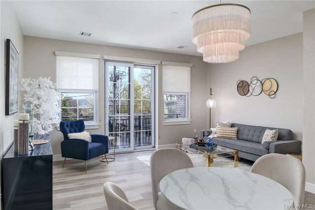 6 N Midland Avenue, Nyack, NY 10960