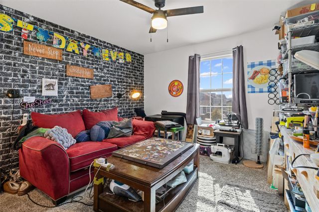 116 Night Riders WAY, Jarrell, TX 76537