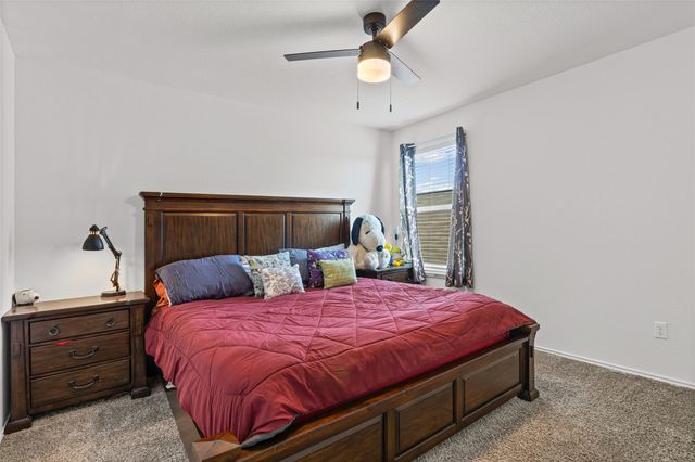 116 Night Riders WAY, Jarrell, TX 76537