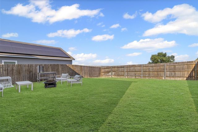 116 Night Riders WAY, Jarrell, TX 76537