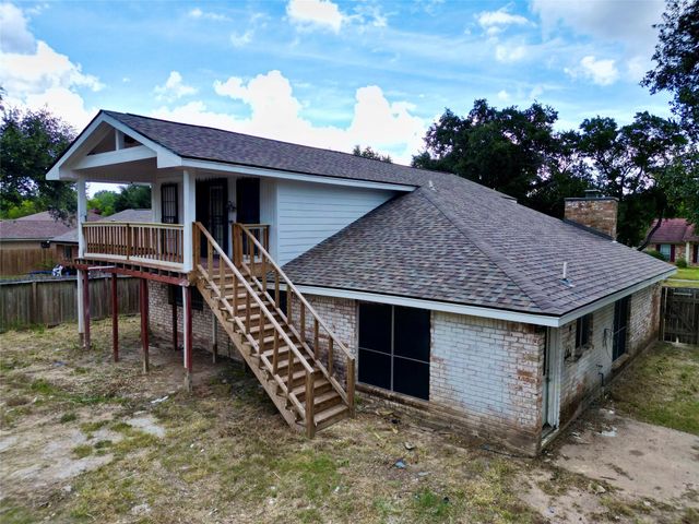 10203 Heather Hill Drive, Houston, TX 77086