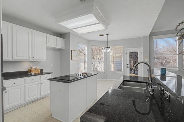 4706 Coventry Lane, Arlington, TX 76017