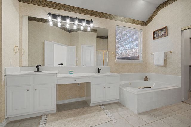 4706 Coventry Lane, Arlington, TX 76017