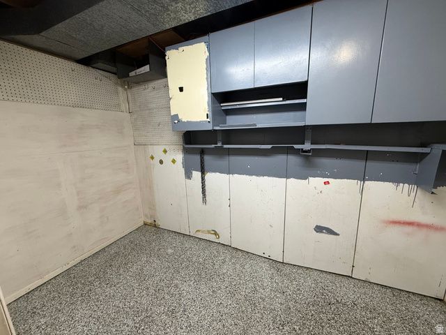 1718 W 9640 S, South Jordan, UT 84095