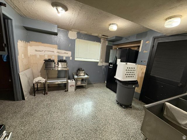 1718 W 9640 S, South Jordan, UT 84095