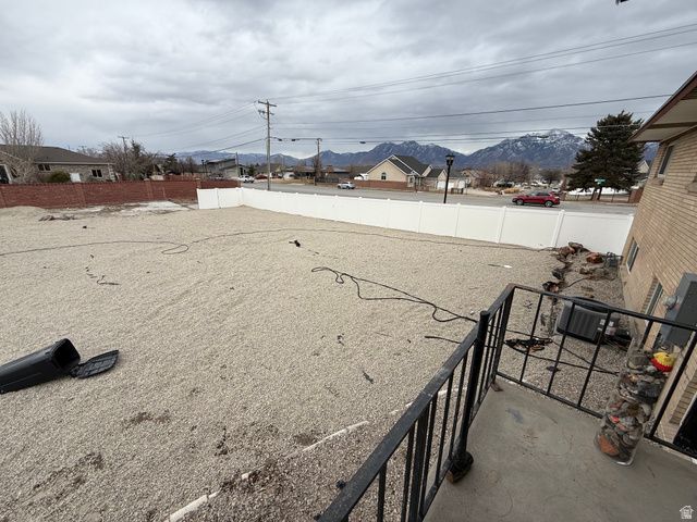 1718 W 9640 S, South Jordan, UT 84095