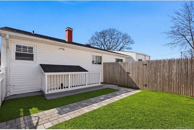 205 Smithtown Polk Boulevard, Centereach, NY 11720