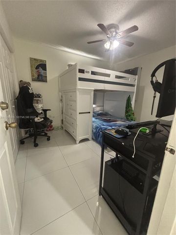 5271 NW 5th St 5271, Miami, FL 33126