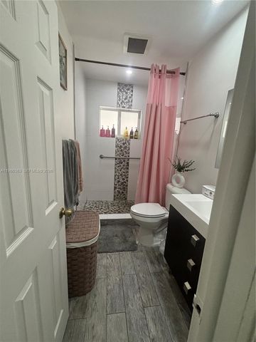 5271 NW 5th St 5271, Miami, FL 33126