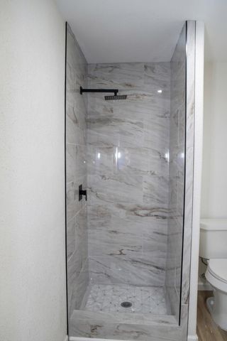 1623 W 6th Street, Freeport, TX 77541