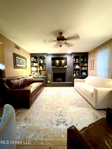 429 Bradford Drive, Brandon, MS 39047