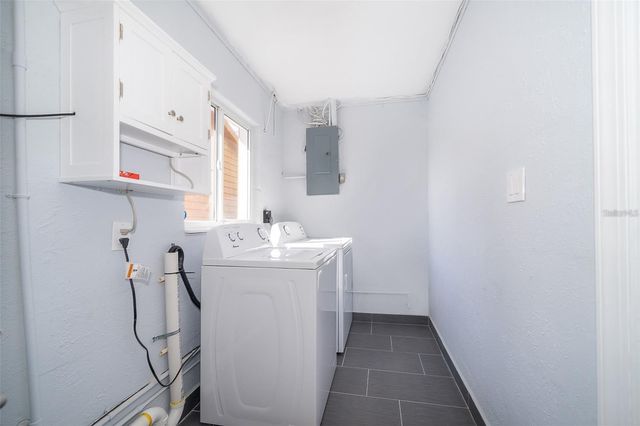 814 MALONE DRIVE, Orlando, FL 32810