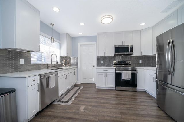 814 MALONE DRIVE, Orlando, FL 32810