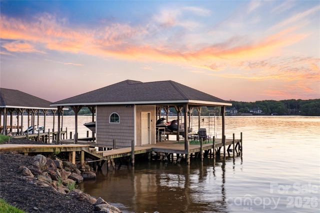 142 Forest Lake Court, Mount Gilead, NC 27306