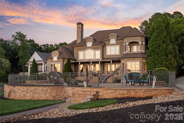 142 Forest Lake Court, Mount Gilead, NC 27306