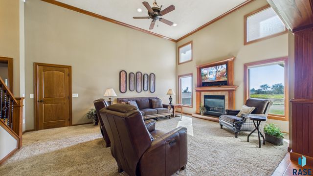 27193 Willow View Cir Circle, Harrisburg, SD 57032