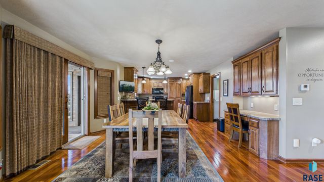 27193 Willow View Cir Circle, Harrisburg, SD 57032