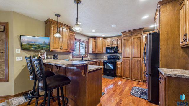 27193 Willow View Cir Circle, Harrisburg, SD 57032