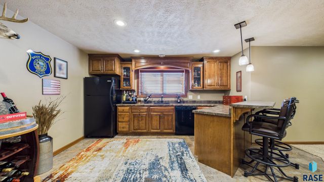 27193 Willow View Cir Circle, Harrisburg, SD 57032