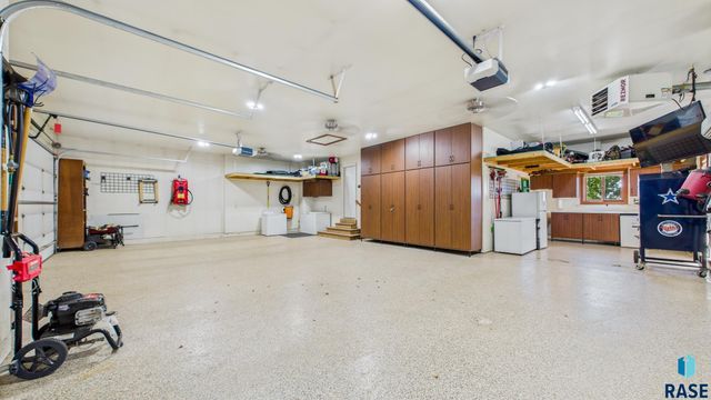 27193 Willow View Cir Circle, Harrisburg, SD 57032