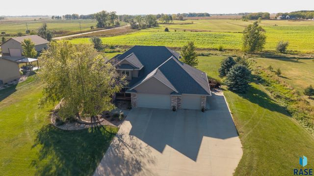 27193 Willow View Cir Circle, Harrisburg, SD 57032