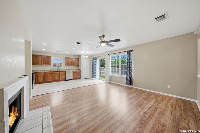 157 SPRINGTREE PKWY, Cibolo, TX 78108