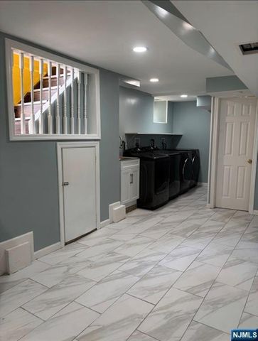 295 Pine Street, Lyndhurst, NJ 07071