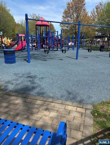 295 Pine Street, Lyndhurst, NJ 07071