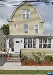 295 Pine Street, Lyndhurst, NJ 07071