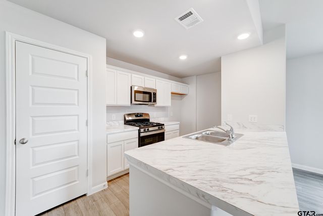 115 Highland Forest Dr., Gilmer, TX 75644