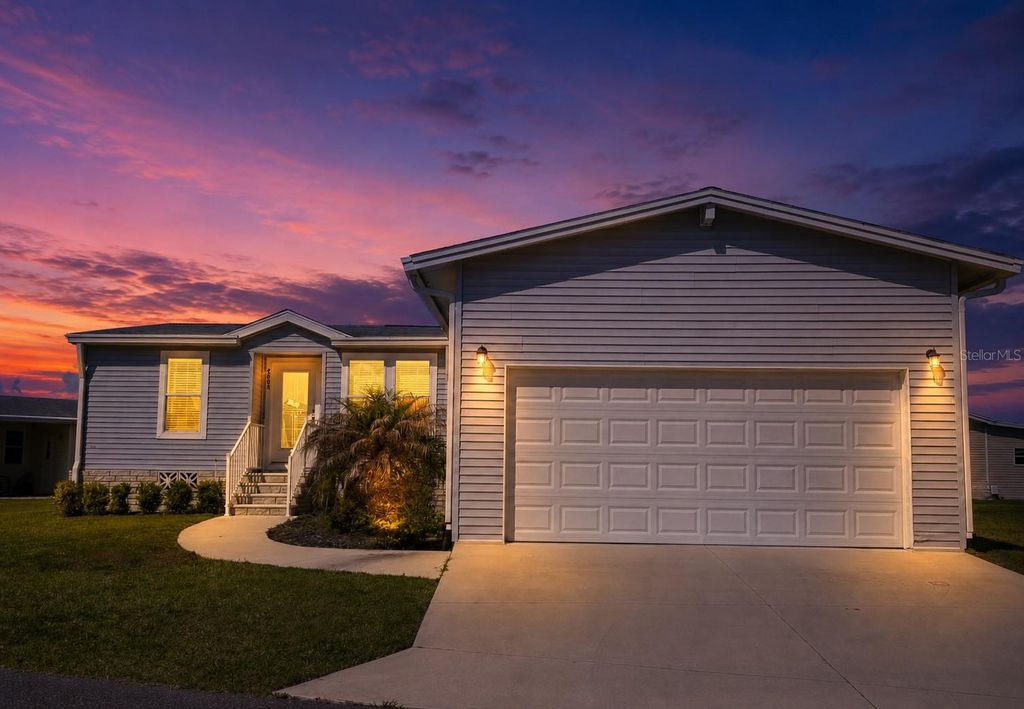 4853 LARK HAVEN PLACE, Zephyrhills, FL 33541