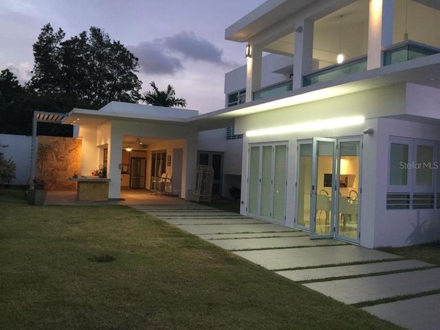 116 TRINITARIA, San Juan, PR 00927