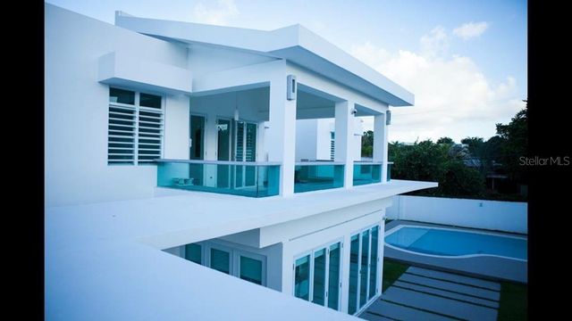 116 TRINITARIA, San Juan, PR 00927