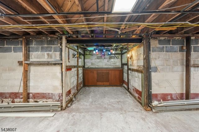 136 Glendale Dr, Ewing Twp., NJ 08618