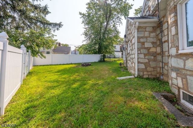 136 Glendale Dr, Ewing Twp., NJ 08618