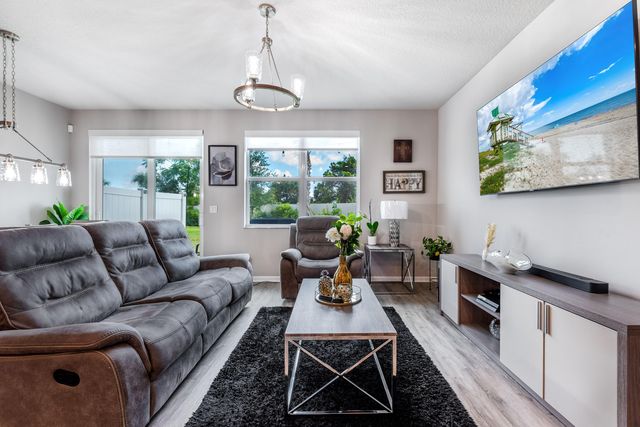 1645 Lindley Street, Mangonia Park, FL 33407