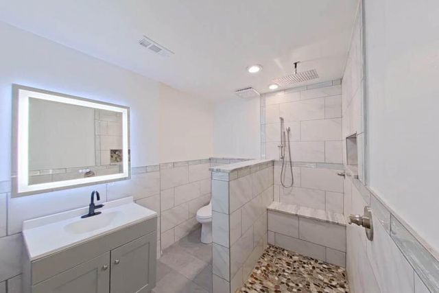 48315 Wadebridge Drive, Canton, MI 48187