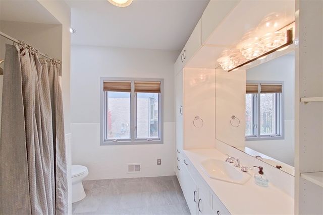 48315 Wadebridge Drive, Canton, MI 48187