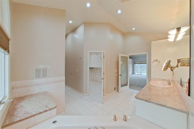 48315 Wadebridge Drive, Canton, MI 48187