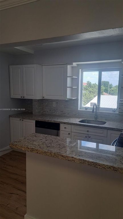 2415 Lincoln St 307, Hollywood, FL 33020