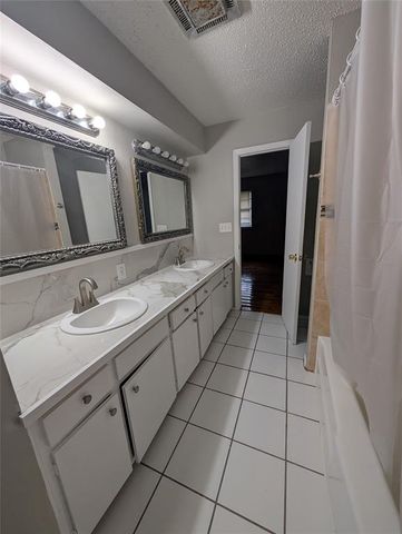 1305 Rebecca Lane, Norman, OK 73072