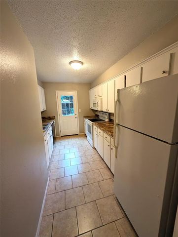1305 Rebecca Lane, Norman, OK 73072