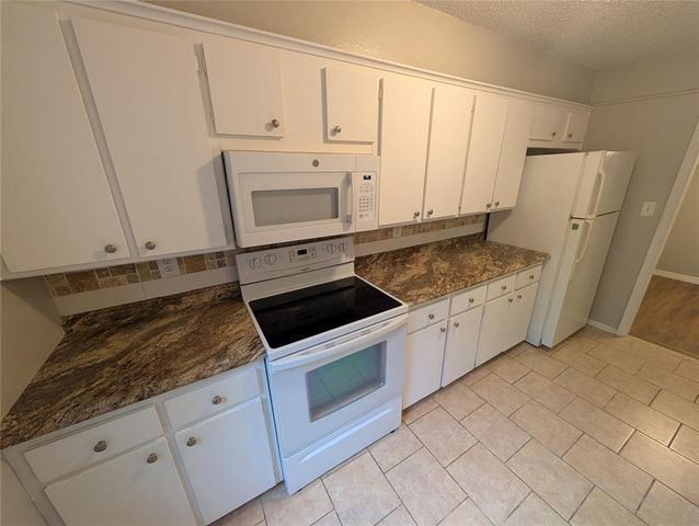 1305 Rebecca Lane, Norman, OK 73072
