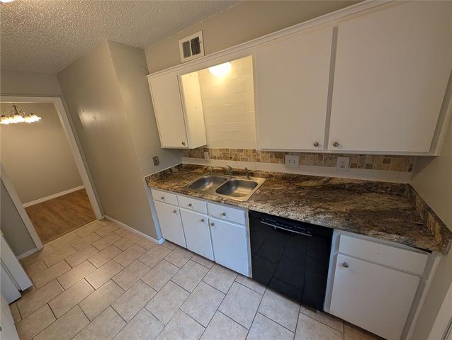 1305 Rebecca Lane, Norman, OK 73072