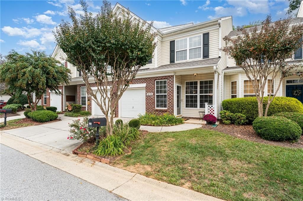 215 Channel Cove Court, Jamestown, NC 27282